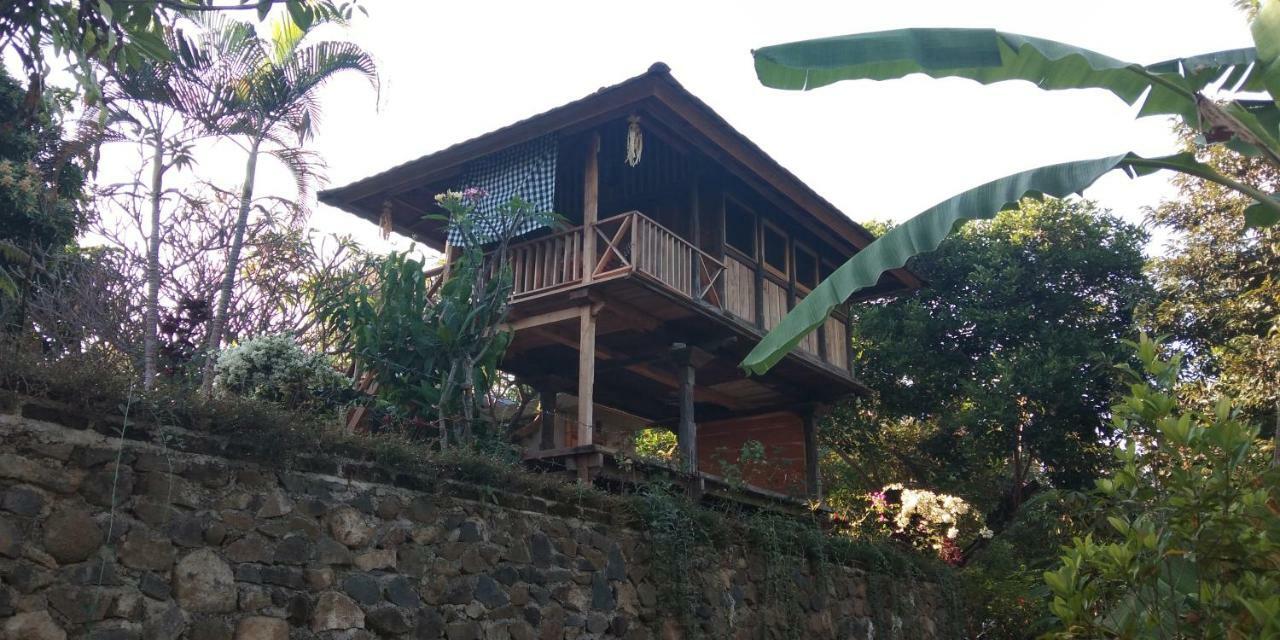 Esa Di Kubu Homestay Singaraja Εξωτερικό φωτογραφία