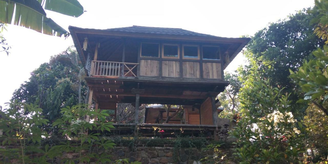 Esa Di Kubu Homestay Singaraja Εξωτερικό φωτογραφία