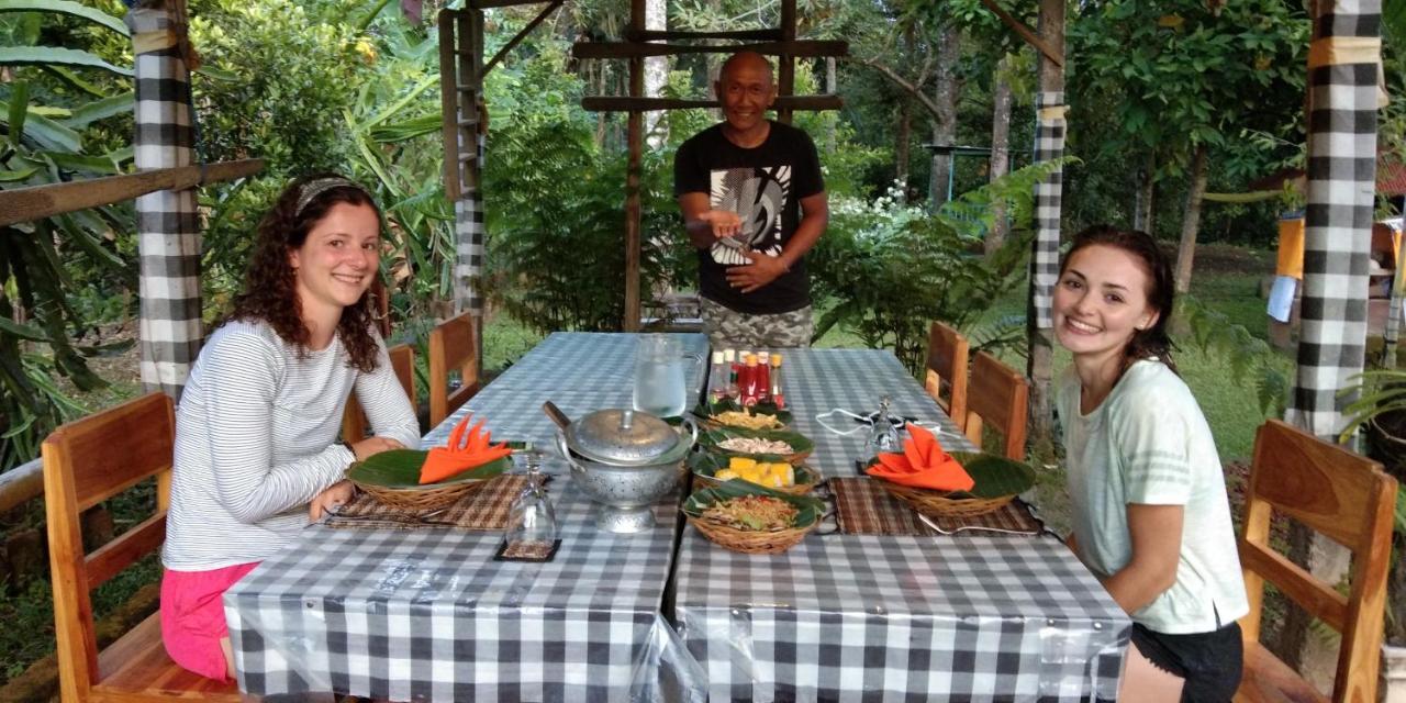Esa Di Kubu Homestay Singaraja Εξωτερικό φωτογραφία